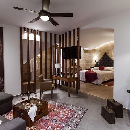 Utopia Luxury Suites - Old Town Rhodes City Buitenkant foto