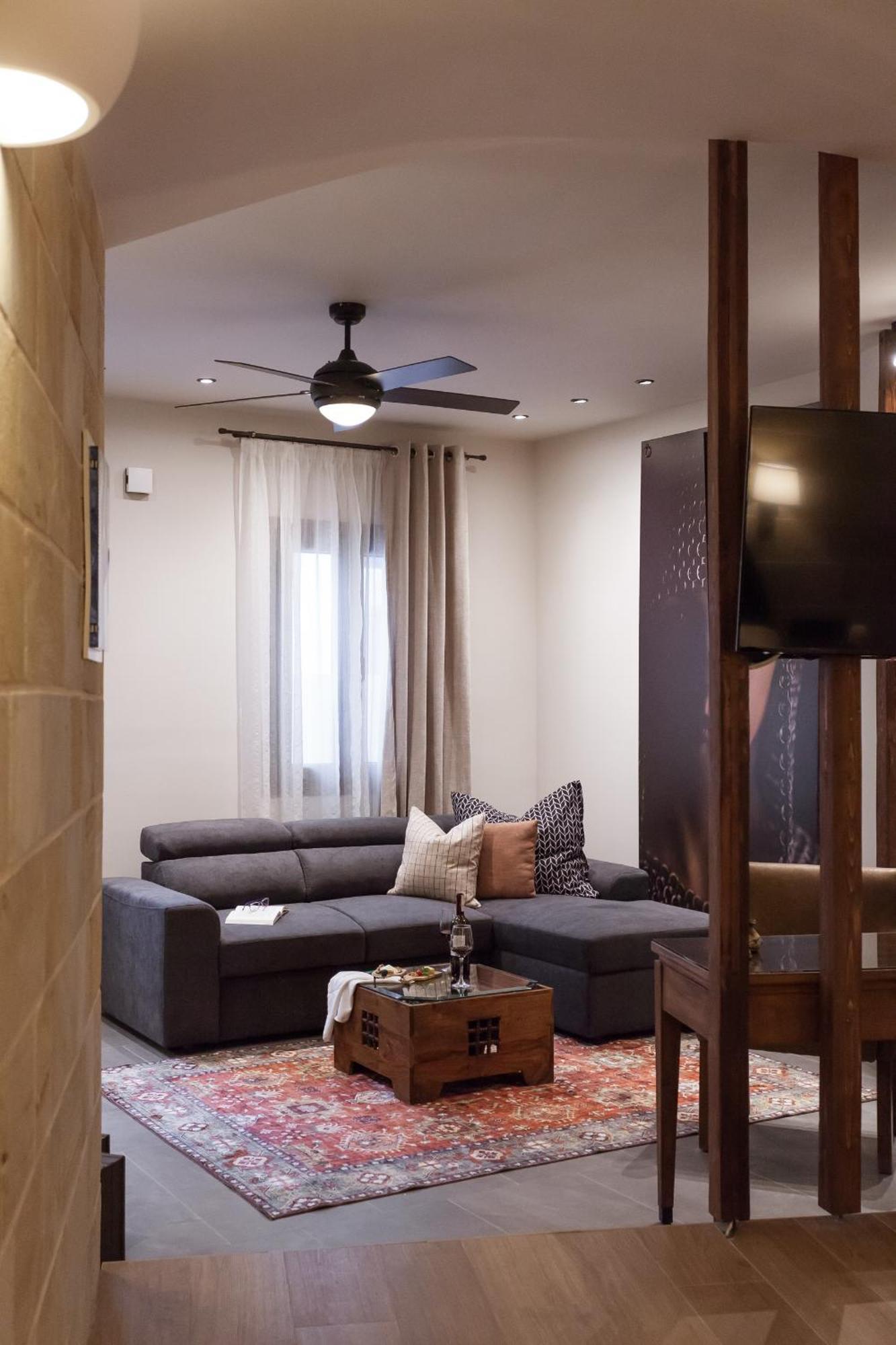 Utopia Luxury Suites - Old Town Rhodes City Buitenkant foto
