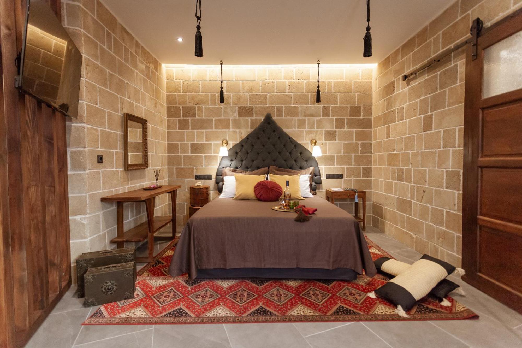 Utopia Luxury Suites - Old Town Rhodes City Buitenkant foto