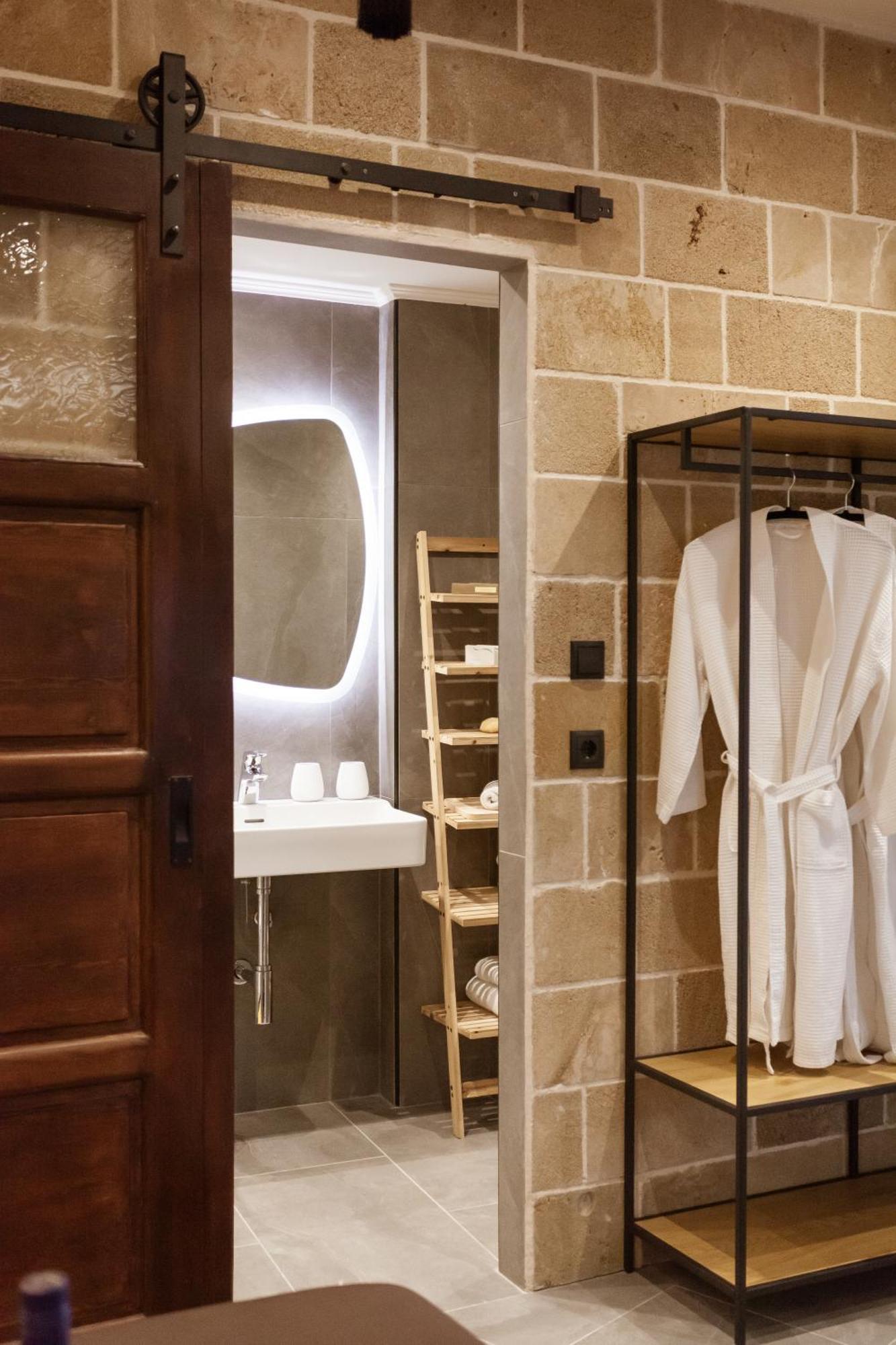 Utopia Luxury Suites - Old Town Rhodes City Buitenkant foto